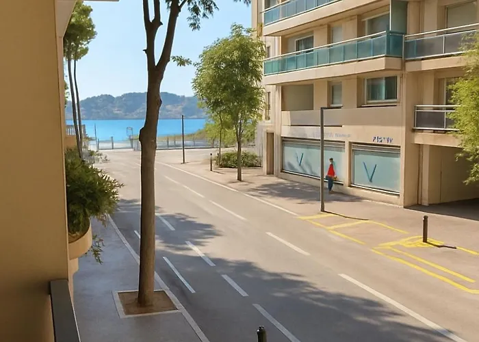 Foch Riviera, D'exception Sur Antibes, T3 4 à 6 Personnes *